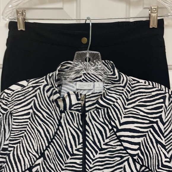 Zenergy by Chico’s Zip Jacket just jacket - Picture 2 of 6